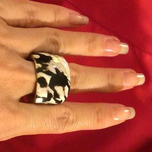 Abstract Shell Ring